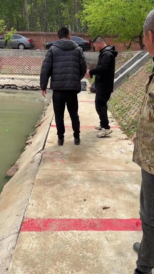 花500打捞手机未果,打捞队捞手机